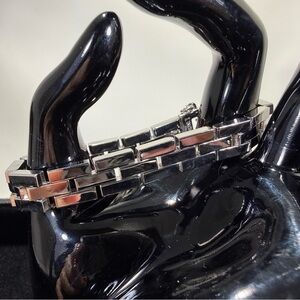 Vintage 80s Monet Shiny Silver-tone flat link Chain Bracelet 7”